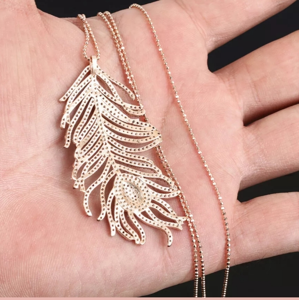 Beautiful amethyst & topaz gold feather necklace - Picture 4 of 4